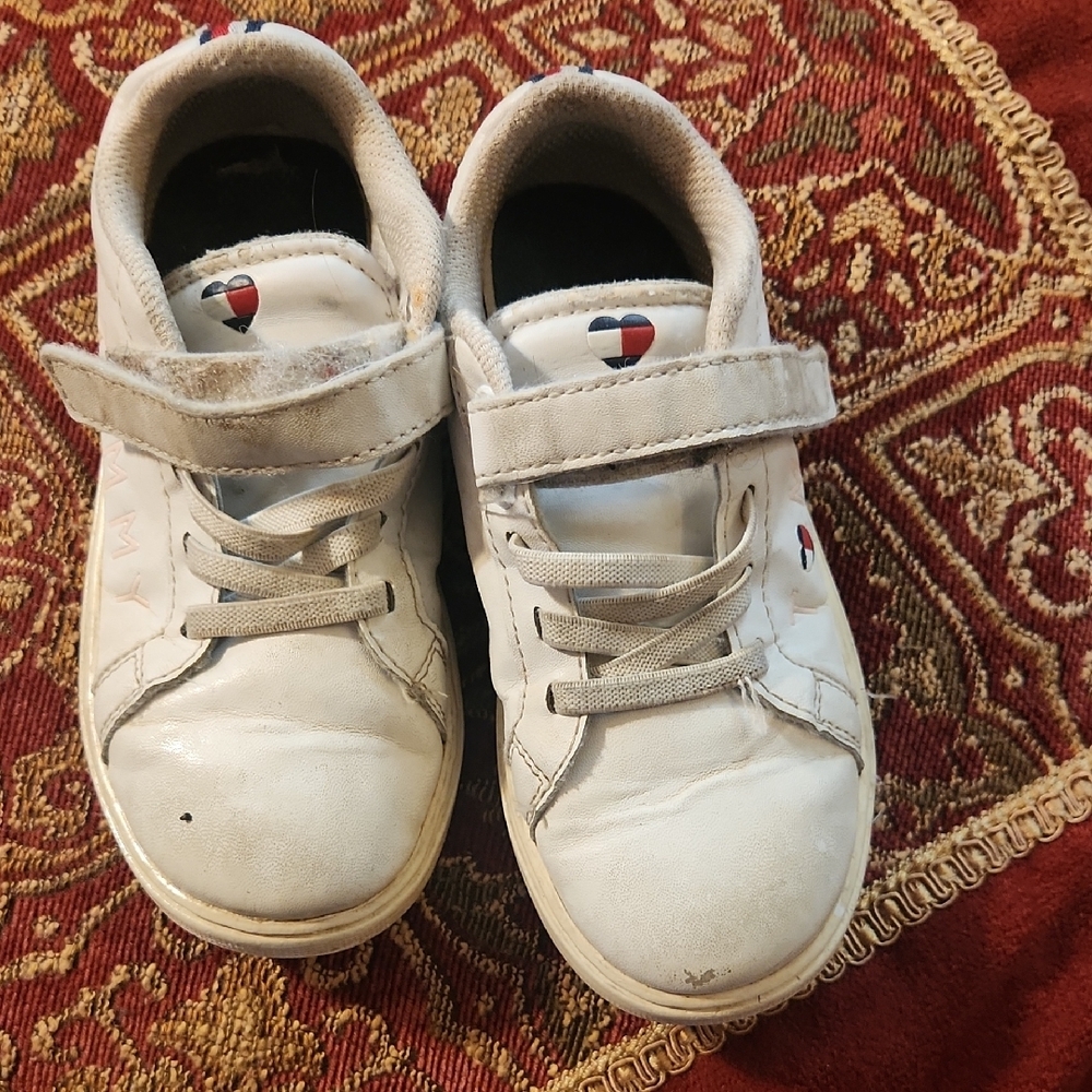 Tommy Hilfiger White Sneakers Classic Design